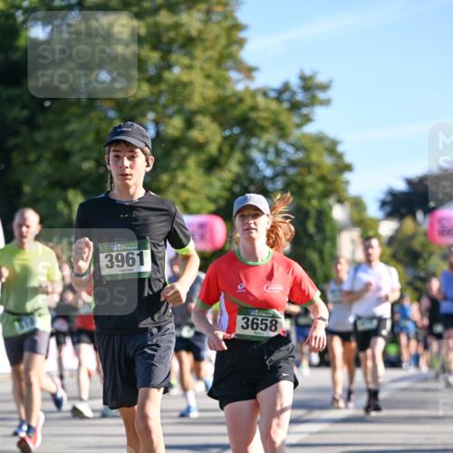 07.09.2025 - BARMER Alsterlauf Dr. Thomas Lammeyer http://msf.ph/oto/8709939 07.09.2025 09:35:11 Laufen 36, 3961, 3658 meine-sportfotos.de