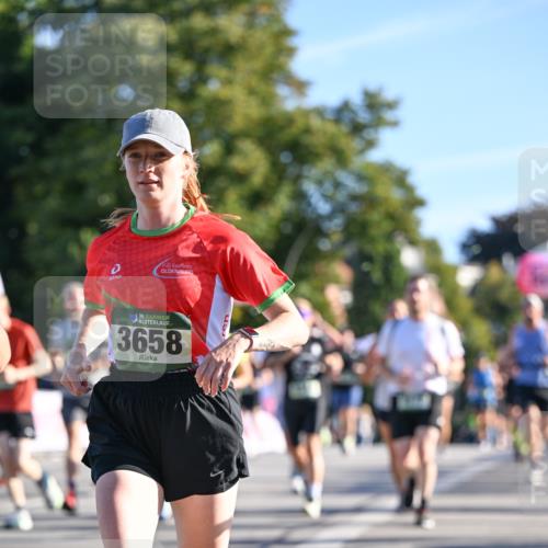 07.09.2025 - BARMER Alsterlauf Dr. Thomas Lammeyer http://msf.ph/oto/8709945 07.09.2025 09:35:12 Laufen 36, 3658 meine-sportfotos.de