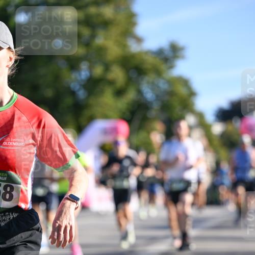 07.09.2025 - BARMER Alsterlauf Dr. Thomas Lammeyer http://msf.ph/oto/8709949 07.09.2025 09:35:12 Laufen 68 meine-sportfotos.de