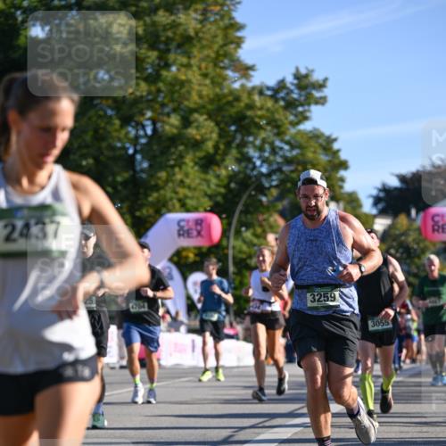 07.09.2025 - BARMER Alsterlauf Dr. Thomas Lammeyer http://msf.ph/oto/8709969 07.09.2025 09:35:15 Laufen 2437, 3259, 3055 meine-sportfotos.de