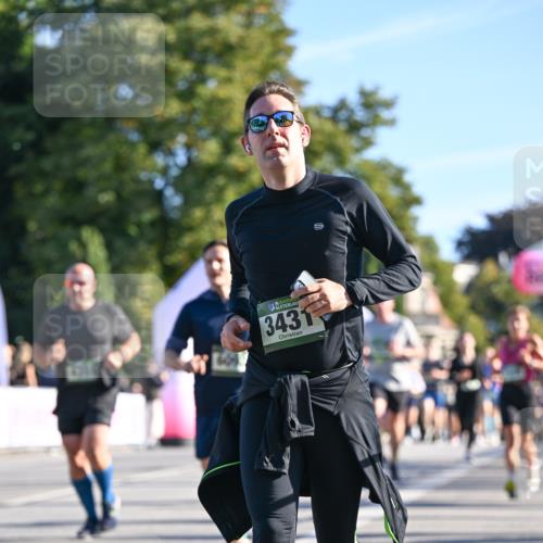 07.09.2025 - BARMER Alsterlauf Dr. Thomas Lammeyer http://msf.ph/oto/8710021 07.09.2025 09:35:24 Laufen 3431 meine-sportfotos.de