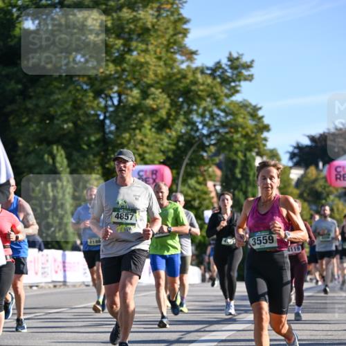 07.09.2025 - BARMER Alsterlauf Dr. Thomas Lammeyer http://msf.ph/oto/8710040 07.09.2025 09:35:27 Laufen 218, 4857, 3559, 4119, 02 meine-sportfotos.de