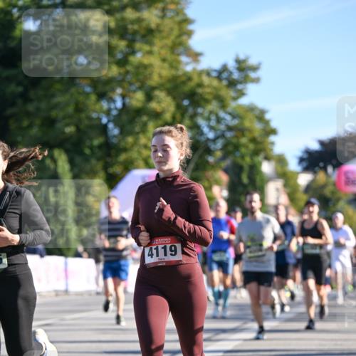 07.09.2025 - BARMER Alsterlauf Dr. Thomas Lammeyer http://msf.ph/oto/8710060 07.09.2025 09:35:30 Laufen 16, 4119 meine-sportfotos.de