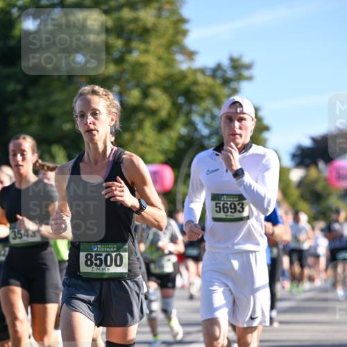 07.09.2025 - BARMER Alsterlauf Dr. Thomas Lammeyer http://msf.ph/oto/8710098 07.09.2025 09:35:37 Laufen 3543, 16136, 8500, 5693 meine-sportfotos.de