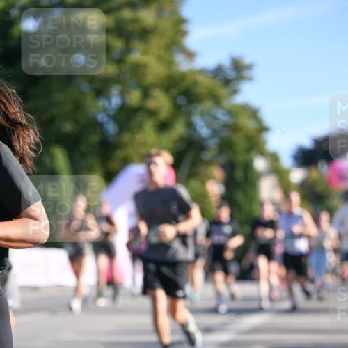 07.09.2025 - BARMER Alsterlauf Dr. Thomas Lammeyer http://msf.ph/oto/8710178 07.09.2025 09:35:49 Laufen  meine-sportfotos.de