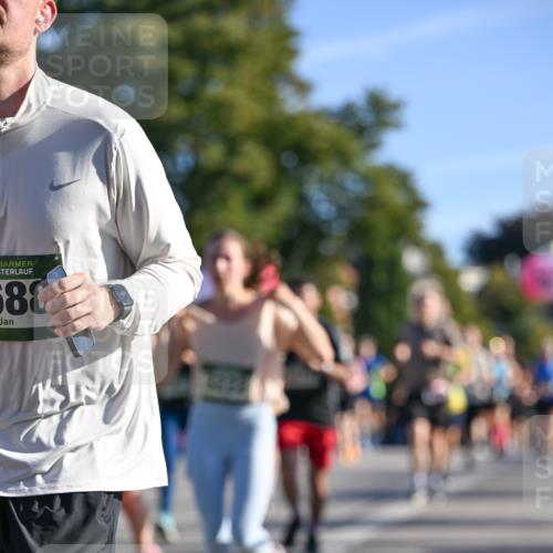 07.09.2025 - BARMER Alsterlauf Dr. Thomas Lammeyer http://msf.ph/oto/8710211 07.09.2025 09:35:54 Laufen 680 meine-sportfotos.de