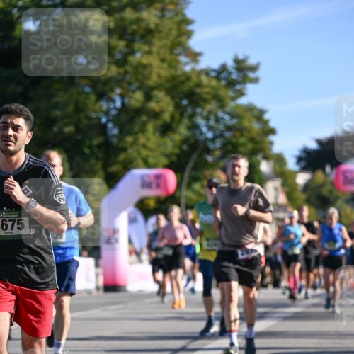 07.09.2025 - BARMER Alsterlauf Dr. Thomas Lammeyer http://msf.ph/oto/8710225 07.09.2025 09:35:57 Laufen 675 meine-sportfotos.de