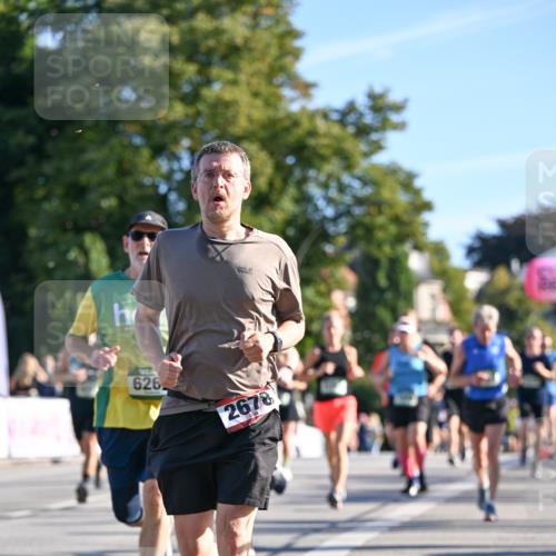 07.09.2025 - BARMER Alsterlauf Dr. Thomas Lammeyer http://msf.ph/oto/8710238 07.09.2025 09:35:59 Laufen 626, 2678 meine-sportfotos.de