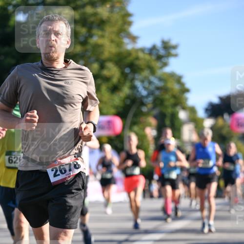 07.09.2025 - BARMER Alsterlauf Dr. Thomas Lammeyer http://msf.ph/oto/8710242 07.09.2025 09:35:59 Laufen 620, 2678 meine-sportfotos.de
