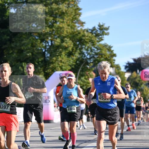 07.09.2025 - BARMER Alsterlauf Dr. Thomas Lammeyer http://msf.ph/oto/8710259 07.09.2025 09:36:02 Laufen 5397, 4752, 4984, 453 meine-sportfotos.de