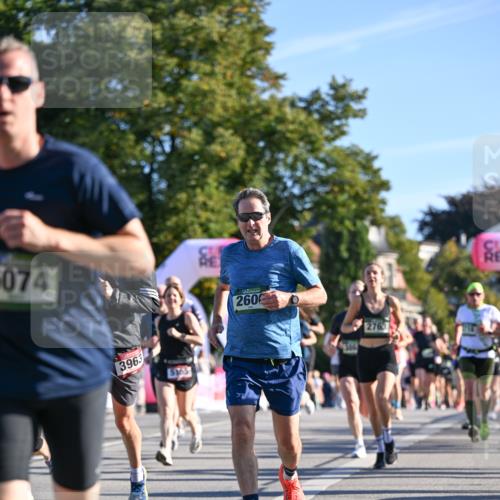 07.09.2025 - BARMER Alsterlauf Dr. Thomas Lammeyer http://msf.ph/oto/8710280 07.09.2025 09:36:06 Laufen 074, 3963, 5165, 260, 2763 meine-sportfotos.de