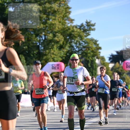 07.09.2025 - BARMER Alsterlauf Dr. Thomas Lammeyer http://msf.ph/oto/8710305 07.09.2025 09:36:10 Laufen 4900, 3716, 3116 meine-sportfotos.de