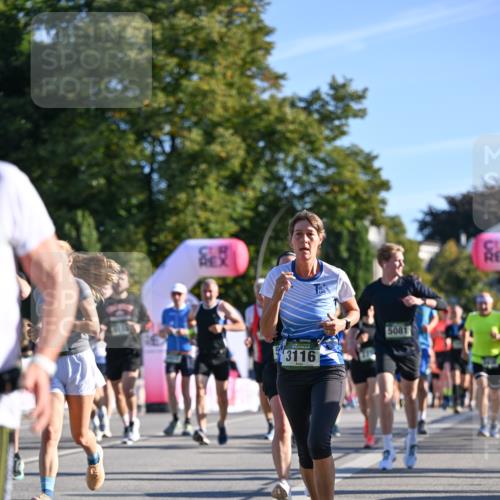 07.09.2025 - BARMER Alsterlauf Dr. Thomas Lammeyer http://msf.ph/oto/8710316 07.09.2025 09:36:11 Laufen 3116, 5081 meine-sportfotos.de