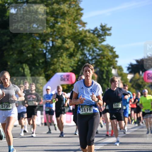 07.09.2025 - BARMER Alsterlauf Dr. Thomas Lammeyer http://msf.ph/oto/8710318 07.09.2025 09:36:12 Laufen 5739, 3116, 5081 meine-sportfotos.de