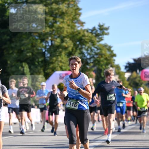 07.09.2025 - BARMER Alsterlauf Dr. Thomas Lammeyer http://msf.ph/oto/8710320 07.09.2025 09:36:12 Laufen 3116 meine-sportfotos.de