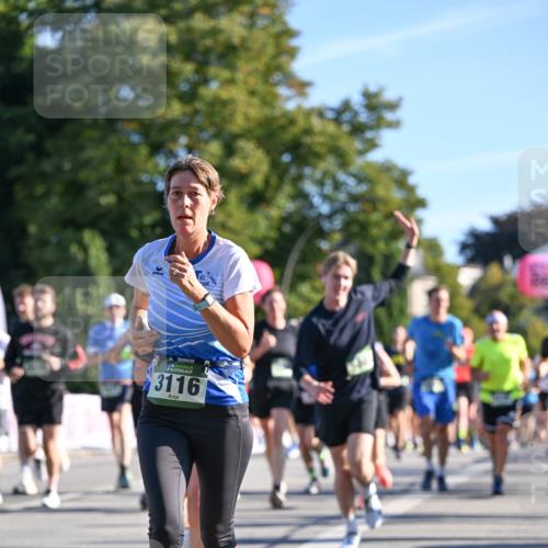 07.09.2025 - BARMER Alsterlauf Dr. Thomas Lammeyer http://msf.ph/oto/8710323 07.09.2025 09:36:13 Laufen 3116 meine-sportfotos.de