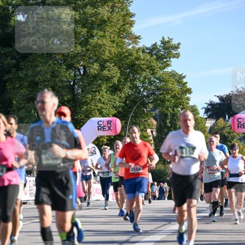 07.09.2025 - BARMER Alsterlauf Dr. Thomas Lammeyer http://msf.ph/oto/8710363 07.09.2025 09:36:20 Laufen 5100, 24, 2232, 2568, 2842, 4 meine-sportfotos.de