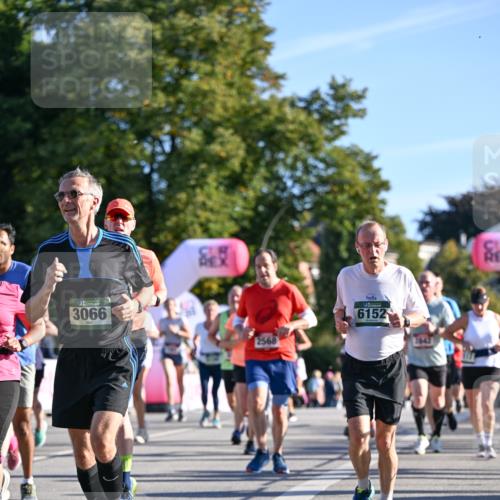 07.09.2025 - BARMER Alsterlauf Dr. Thomas Lammeyer http://msf.ph/oto/8710364 07.09.2025 09:36:20 Laufen 3066, 2568, 6152 meine-sportfotos.de