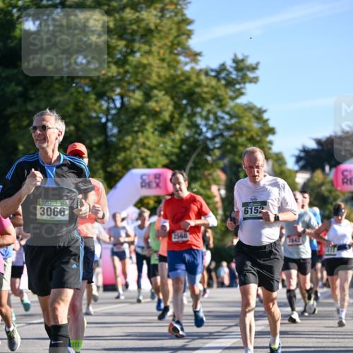 07.09.2025 - BARMER Alsterlauf Dr. Thomas Lammeyer http://msf.ph/oto/8710365 07.09.2025 09:36:20 Laufen 3066, 2568, 6152, 2842 meine-sportfotos.de