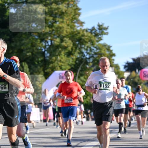 07.09.2025 - BARMER Alsterlauf Dr. Thomas Lammeyer http://msf.ph/oto/8710368 07.09.2025 09:36:21 Laufen 066, 2568, 6152, 2842 meine-sportfotos.de