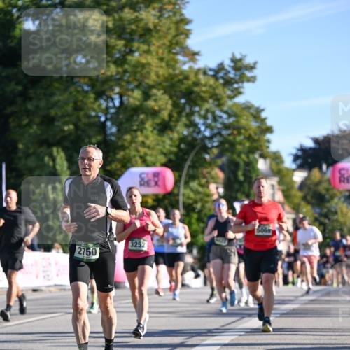 07.09.2025 - BARMER Alsterlauf Dr. Thomas Lammeyer http://msf.ph/oto/8710412 07.09.2025 09:36:27 Laufen 2750, 3252, 5069 meine-sportfotos.de
