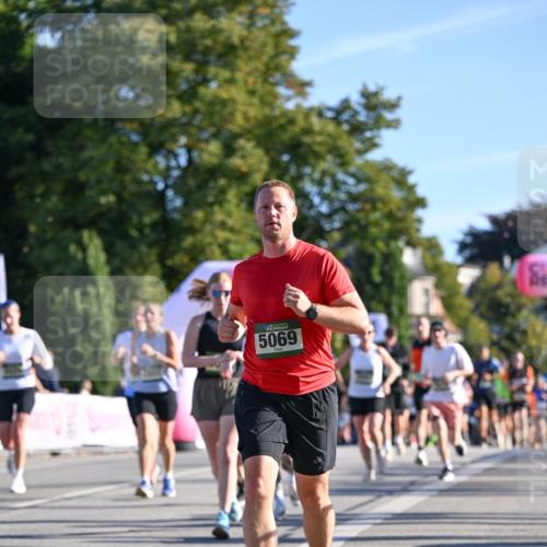 07.09.2025 - BARMER Alsterlauf Dr. Thomas Lammeyer http://msf.ph/oto/8710428 07.09.2025 09:36:30 Laufen 5069 meine-sportfotos.de