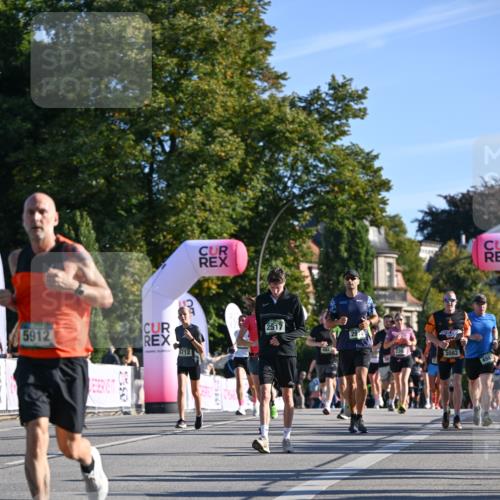 07.09.2025 - BARMER Alsterlauf Dr. Thomas Lammeyer http://msf.ph/oto/8710464 07.09.2025 09:36:35 Laufen 5912, 4712, 2517, 54, 3082, 4987 meine-sportfotos.de