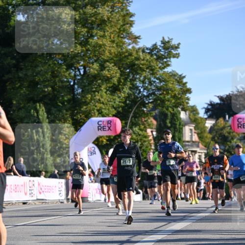 07.09.2025 - BARMER Alsterlauf Dr. Thomas Lammeyer http://msf.ph/oto/8710468 07.09.2025 09:36:36 Laufen 4712, 2517, 34, 3082, 498 meine-sportfotos.de