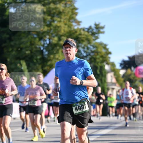 07.09.2025 - BARMER Alsterlauf Dr. Thomas Lammeyer http://msf.ph/oto/8710495 07.09.2025 09:36:42 Laufen 75, 36, 4987 meine-sportfotos.de
