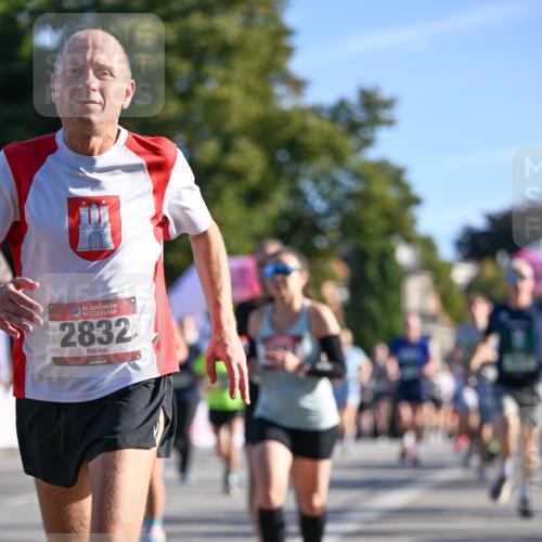 07.09.2025 - BARMER Alsterlauf Dr. Thomas Lammeyer http://msf.ph/oto/8710529 07.09.2025 09:36:48 Laufen 36, 2832, 54 meine-sportfotos.de