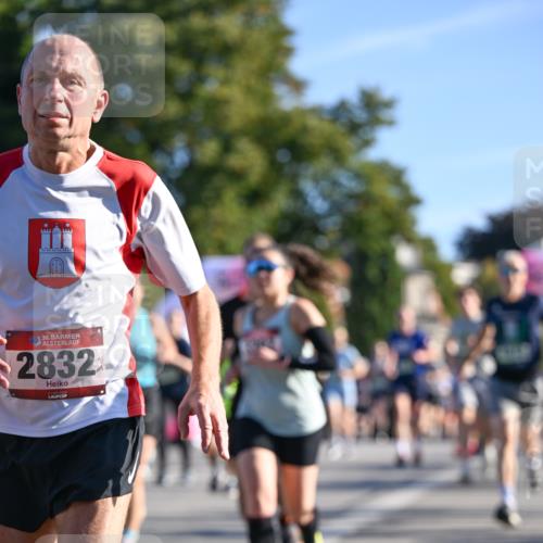 07.09.2025 - BARMER Alsterlauf Dr. Thomas Lammeyer http://msf.ph/oto/8710530 07.09.2025 09:36:48 Laufen 36, 2832, 44 meine-sportfotos.de