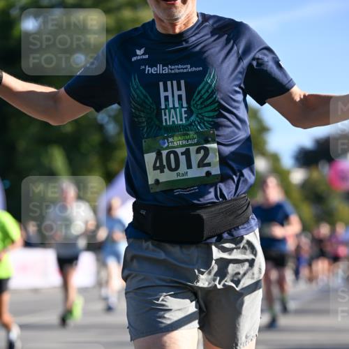07.09.2025 - BARMER Alsterlauf Dr. Thomas Lammeyer http://msf.ph/oto/8710547 07.09.2025 09:36:51 Laufen 36, 4012 meine-sportfotos.de