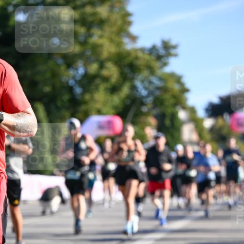 07.09.2025 - BARMER Alsterlauf Dr. Thomas Lammeyer http://msf.ph/oto/8710625 07.09.2025 09:37:05 Laufen  meine-sportfotos.de