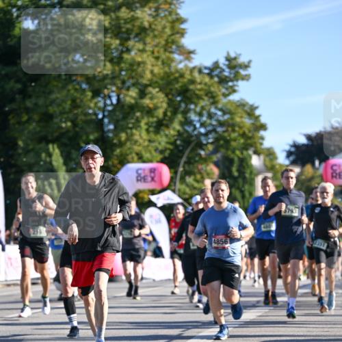 07.09.2025 - BARMER Alsterlauf Dr. Thomas Lammeyer http://msf.ph/oto/8710642 07.09.2025 09:37:07 Laufen 210, 4856, 1801, 5793, 2351 meine-sportfotos.de