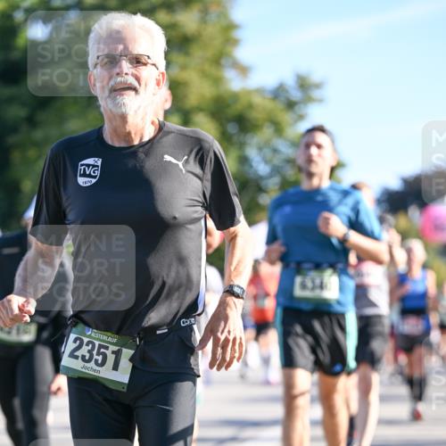 07.09.2025 - BARMER Alsterlauf Dr. Thomas Lammeyer http://msf.ph/oto/8710672 07.09.2025 09:37:12 Laufen 1870, 2351 meine-sportfotos.de