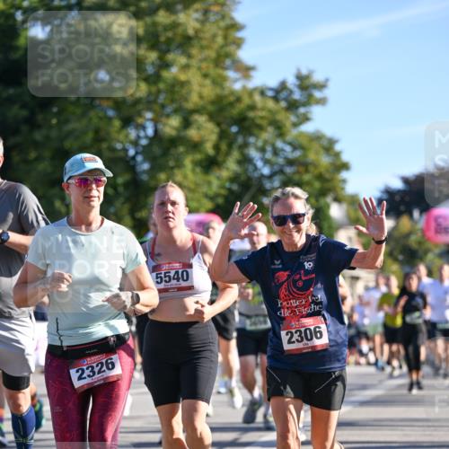 07.09.2025 - BARMER Alsterlauf Dr. Thomas Lammeyer http://msf.ph/oto/8710710 07.09.2025 09:37:19 Laufen 2326, 5540, 19, 2306 meine-sportfotos.de