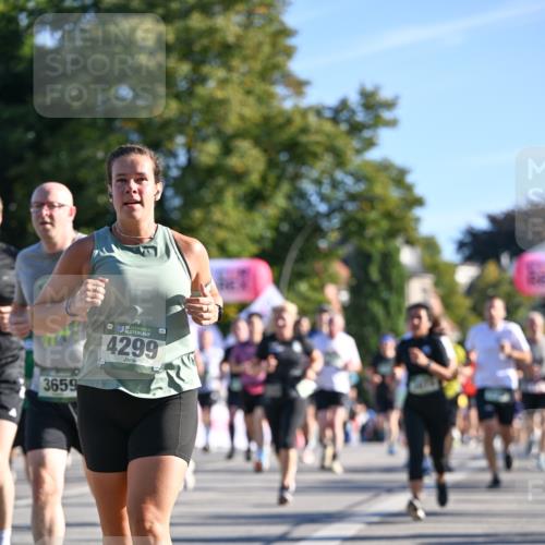 07.09.2025 - BARMER Alsterlauf Dr. Thomas Lammeyer http://msf.ph/oto/8710726 07.09.2025 09:37:21 Laufen 3659, 36, 4299 meine-sportfotos.de