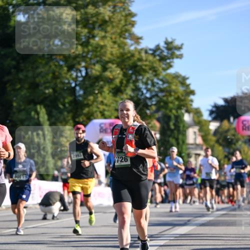 07.09.2025 - BARMER Alsterlauf Dr. Thomas Lammeyer http://msf.ph/oto/8710781 07.09.2025 09:37:30 Laufen 2993, 26, 54 meine-sportfotos.de