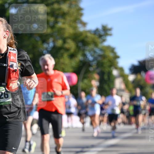 07.09.2025 - BARMER Alsterlauf Dr. Thomas Lammeyer http://msf.ph/oto/8710792 07.09.2025 09:37:32 Laufen 26 meine-sportfotos.de