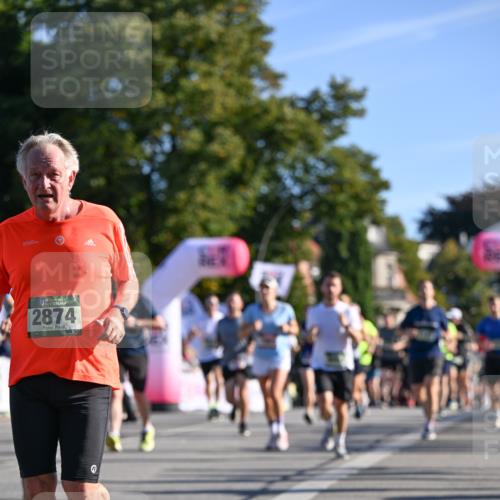 07.09.2025 - BARMER Alsterlauf Dr. Thomas Lammeyer http://msf.ph/oto/8710798 07.09.2025 09:37:33 Laufen 2874 meine-sportfotos.de