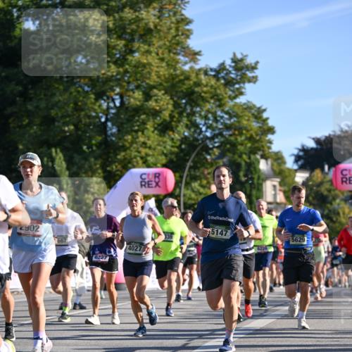 07.09.2025 - BARMER Alsterlauf Dr. Thomas Lammeyer http://msf.ph/oto/8710817 07.09.2025 09:37:36 Laufen 2902, 667, 6227, 4027, 339, 5147, 5629 meine-sportfotos.de