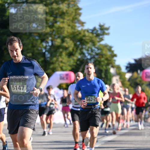 07.09.2025 - BARMER Alsterlauf Dr. Thomas Lammeyer http://msf.ph/oto/8710832 07.09.2025 09:37:38 Laufen 36, 5147, 5629 meine-sportfotos.de
