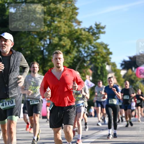 07.09.2025 - BARMER Alsterlauf Dr. Thomas Lammeyer http://msf.ph/oto/8710865 07.09.2025 09:37:43 Laufen 4170, 4278, 3762 meine-sportfotos.de