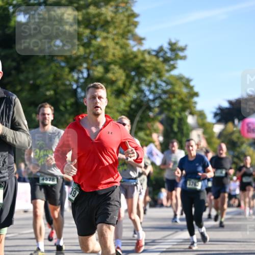 07.09.2025 - BARMER Alsterlauf Dr. Thomas Lammeyer http://msf.ph/oto/8710867 07.09.2025 09:37:43 Laufen 4278, 39, 1762 meine-sportfotos.de