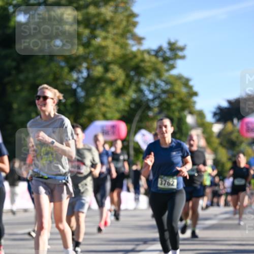 07.09.2025 - BARMER Alsterlauf Dr. Thomas Lammeyer http://msf.ph/oto/8710877 07.09.2025 09:37:45 Laufen 3762 meine-sportfotos.de