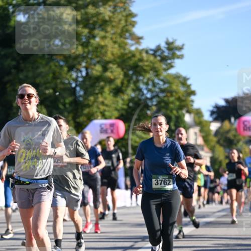 07.09.2025 - BARMER Alsterlauf Dr. Thomas Lammeyer http://msf.ph/oto/8710879 07.09.2025 09:37:45 Laufen 3762 meine-sportfotos.de