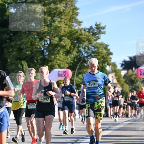 07.09.2025 - BARMER Alsterlauf Dr. Thomas Lammeyer http://msf.ph/oto/8710908 07.09.2025 09:37:51 Laufen 629, 6238, 4847, 5306, 4991 meine-sportfotos.de