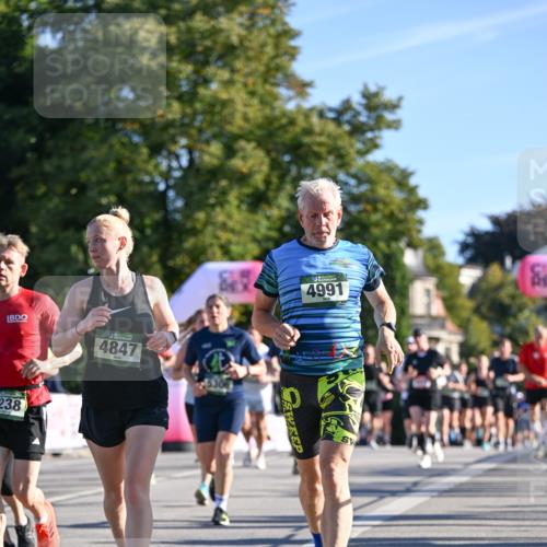 07.09.2025 - BARMER Alsterlauf Dr. Thomas Lammeyer http://msf.ph/oto/8710912 07.09.2025 09:37:52 Laufen 4847, 238, 4991 meine-sportfotos.de