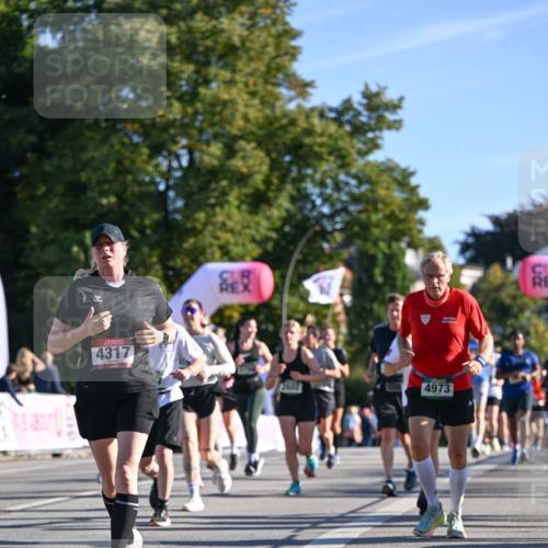 07.09.2025 - BARMER Alsterlauf Dr. Thomas Lammeyer http://msf.ph/oto/8710951 07.09.2025 09:37:58 Laufen 4317, 2602, 4973 meine-sportfotos.de