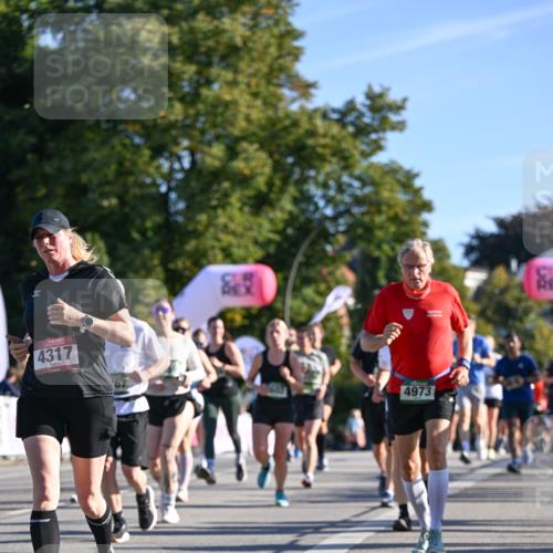 07.09.2025 - BARMER Alsterlauf Dr. Thomas Lammeyer http://msf.ph/oto/8710954 07.09.2025 09:37:58 Laufen 4317, 4973 meine-sportfotos.de